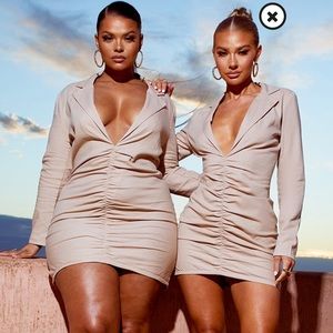 Plus Stone plunge ruched front blazer dress